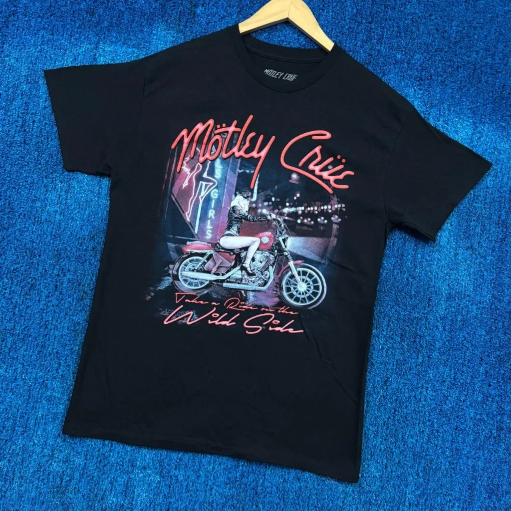 Motley Crue Take a Ride on The Wild Side Heavy Metal Band T-Shirt Size Medium  - Image 3