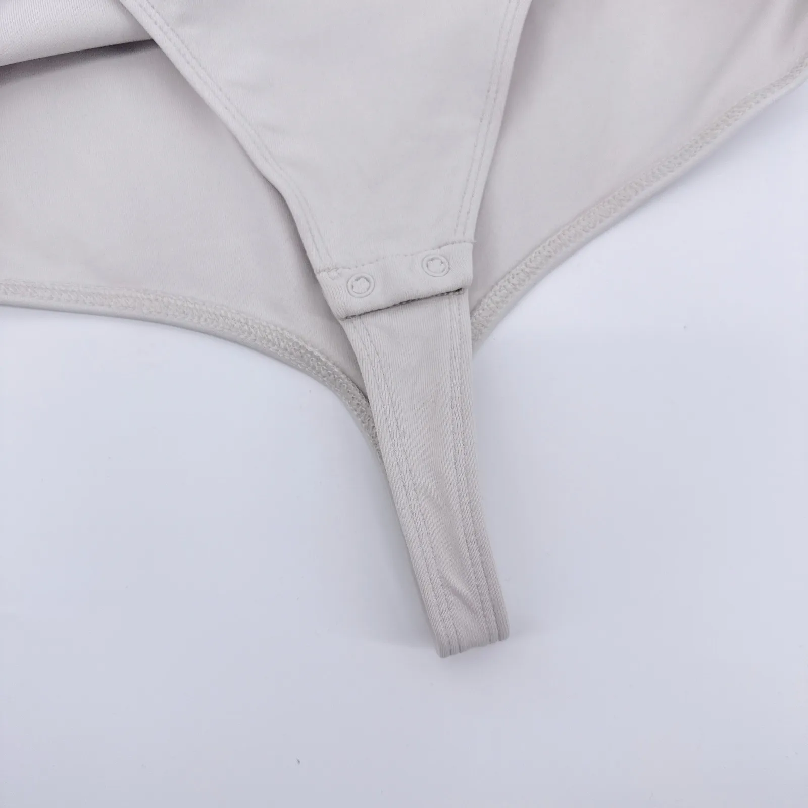 NEW NWT Aritzia Babaton Contour Polo Bodysuit Long Sleeve Matte Pearl Size Large - Image 5