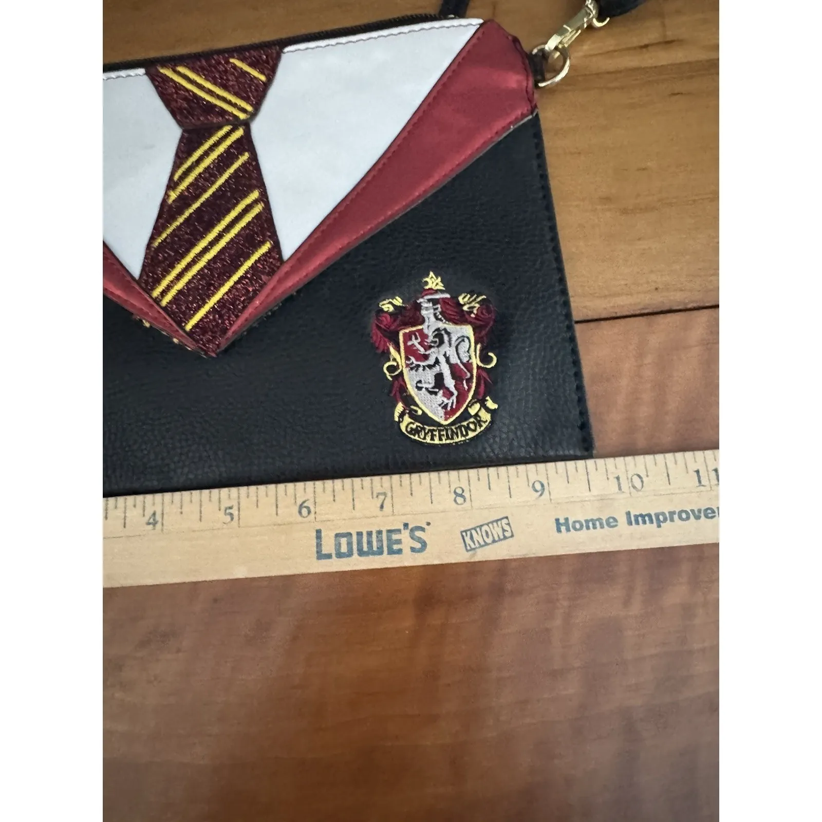 Harry Potter Gryffindor House Crossbody Bag - Image 11