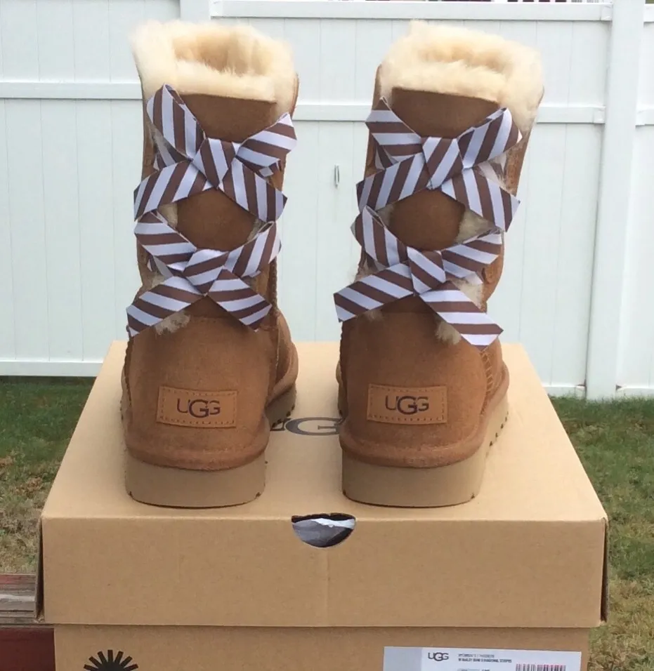 Bailey Bow Diagonal Stripes - Image 3