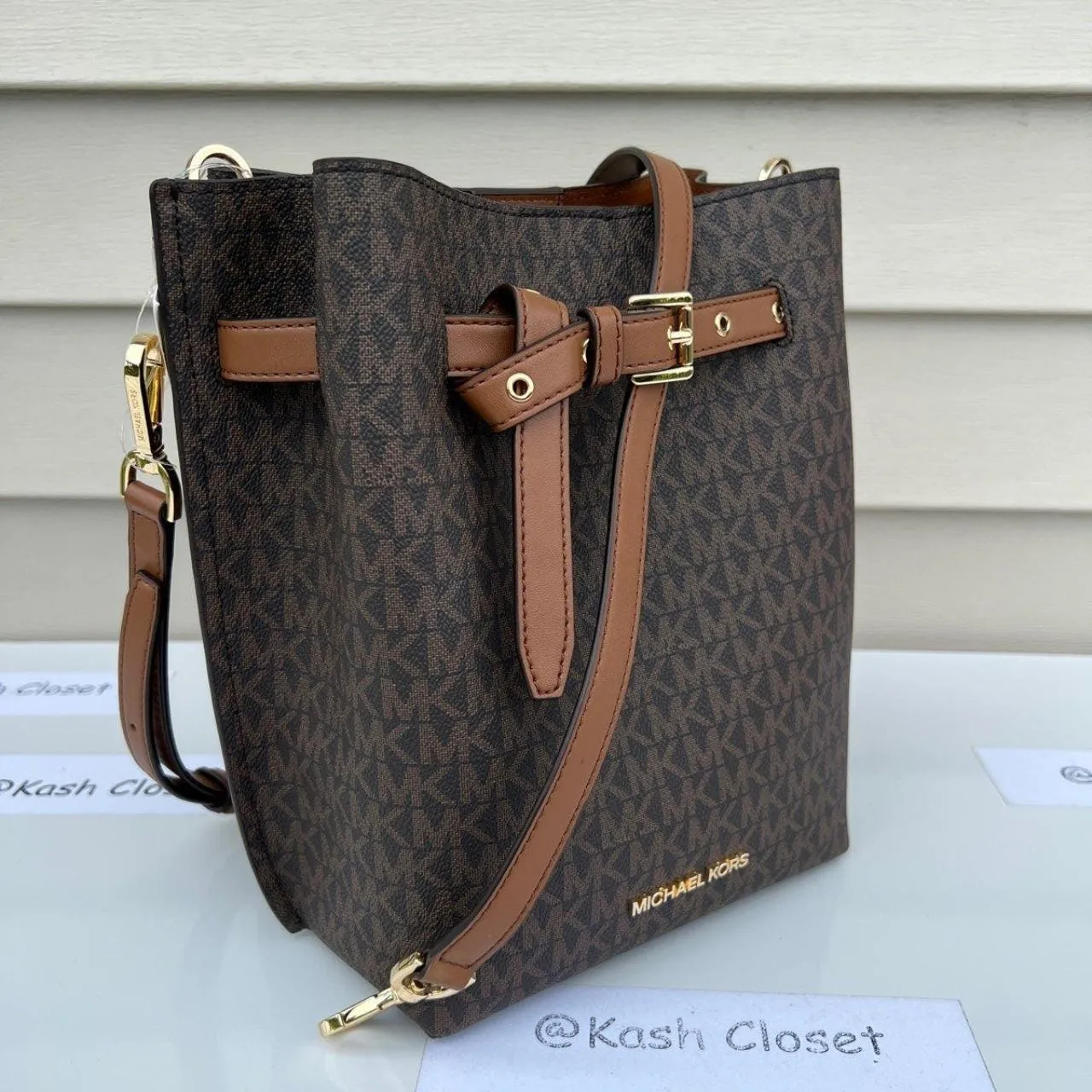 Michael Kors Brown Emilia Small Bucket Bag - Image 2