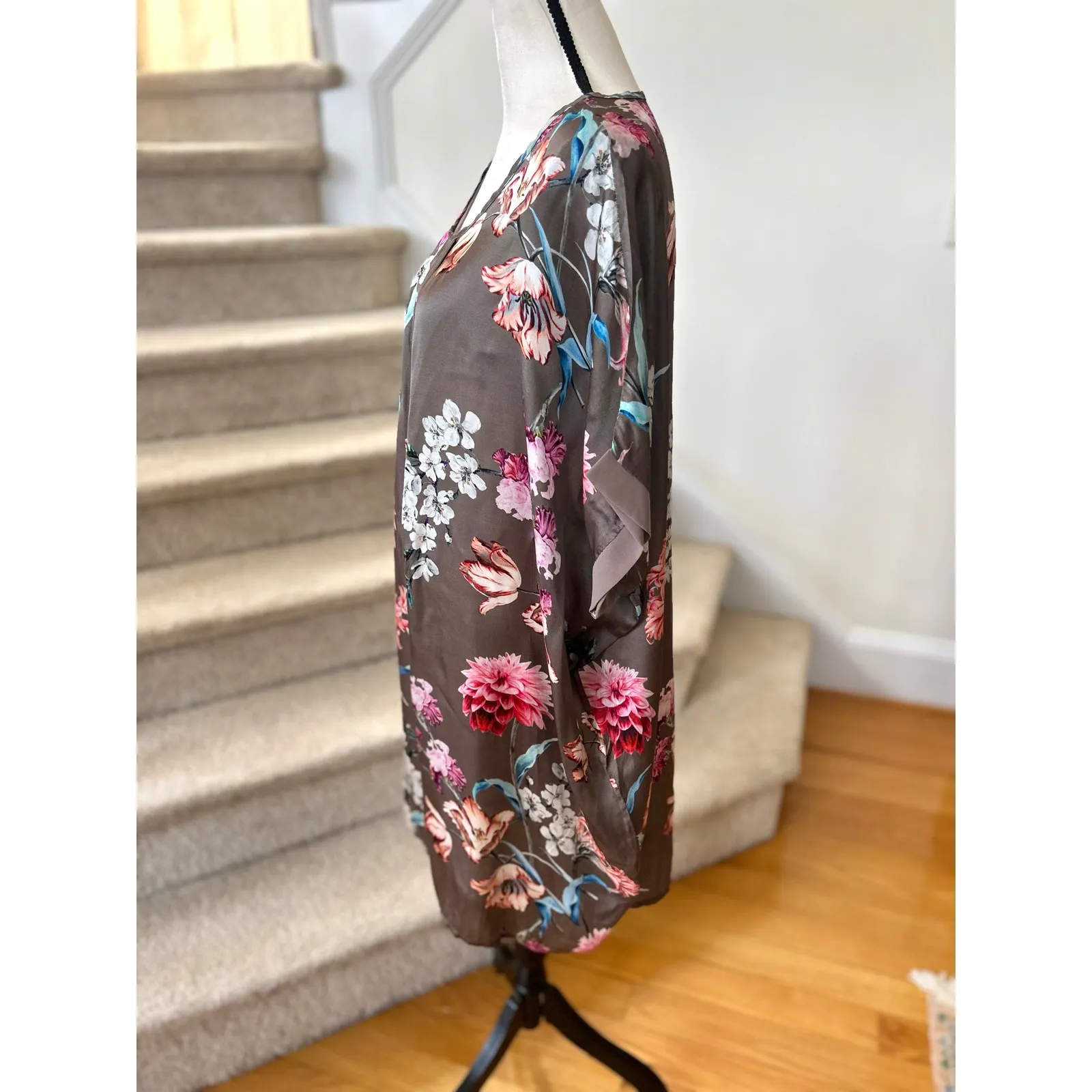 NWT Lola Silk Blend Taupe Brown Grey Pink Floral Tunic Dress Size L - Image 2