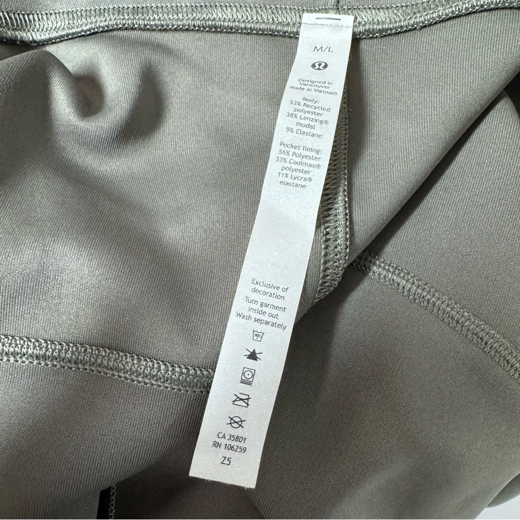 Lululemon Softstreme Belted Wrap Jacket Long Sleeves Grey Sage M/L - Image 11
