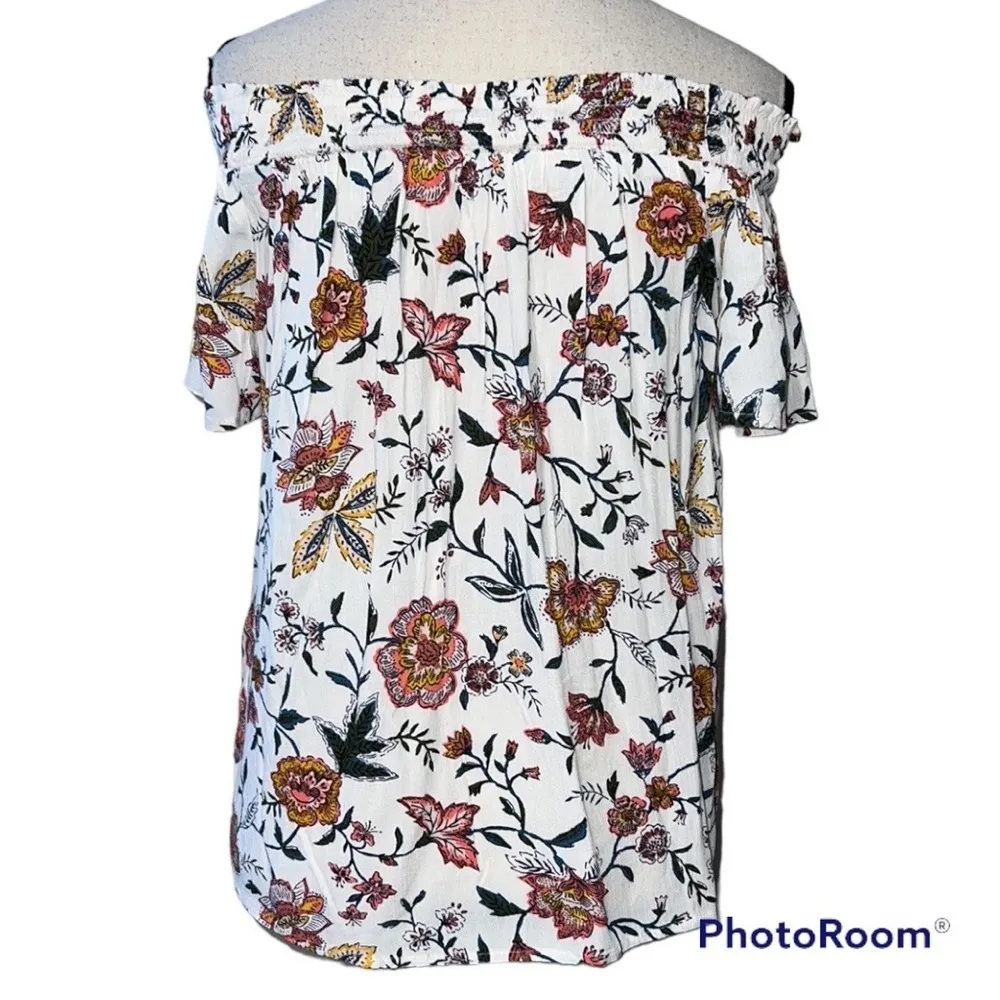 Old Navy womens small off the shoulder top floral print short sleeve casual wear - Image 3