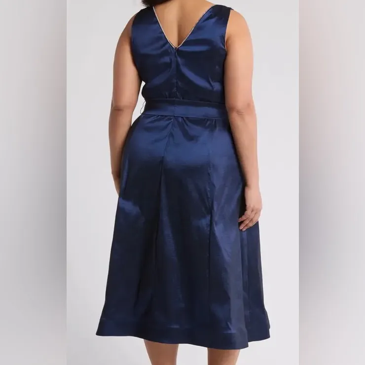 Marina Navy Satin V - Image 4