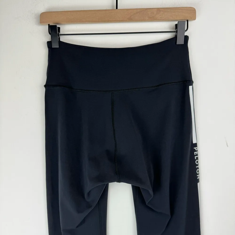 Peloton Here Now High Rise Leggings Sz Medium Logo Stamped Tape Side Black - Image 11