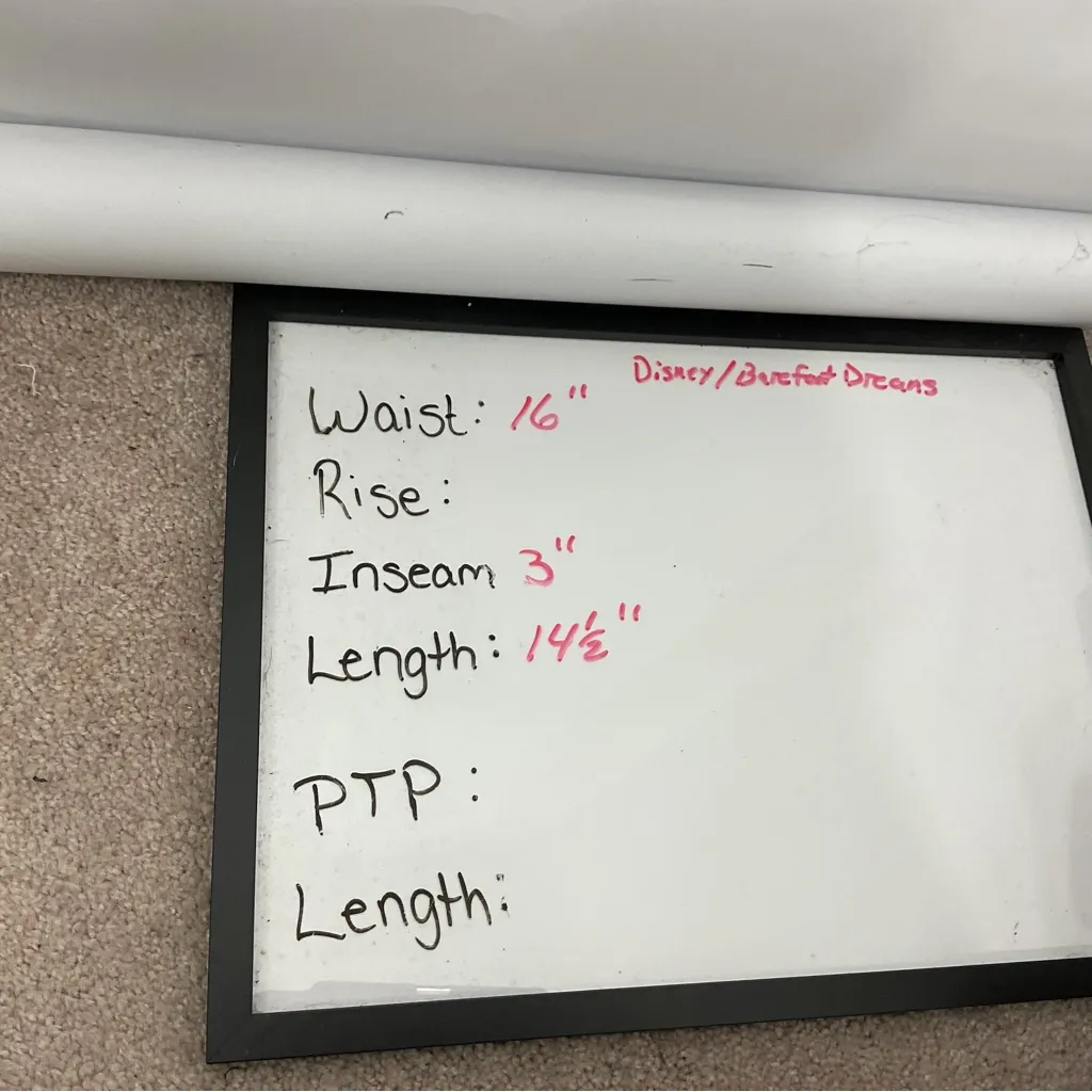 Disney Barefoot Dreams Cozy‎ Chic Knit Shorts Size Large - Image 7