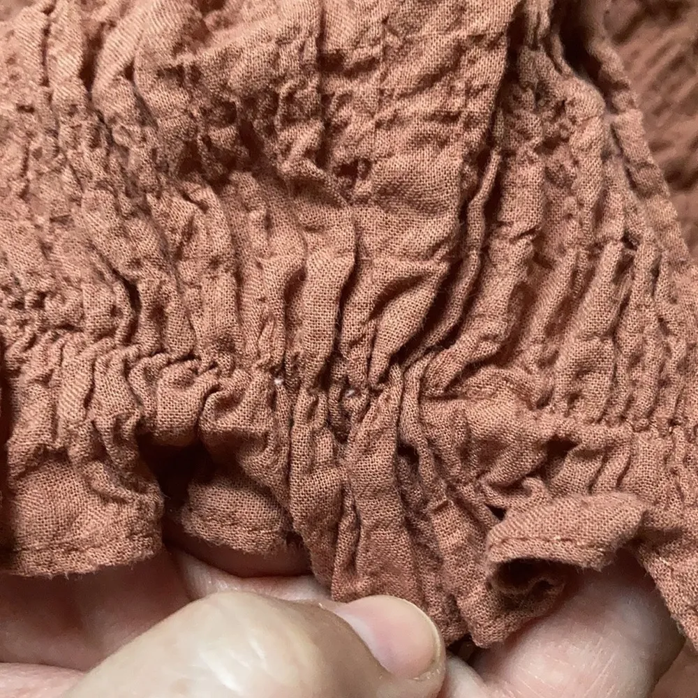 Zara‎ textured weave ruffled shirt neutral color size medium - Image 5