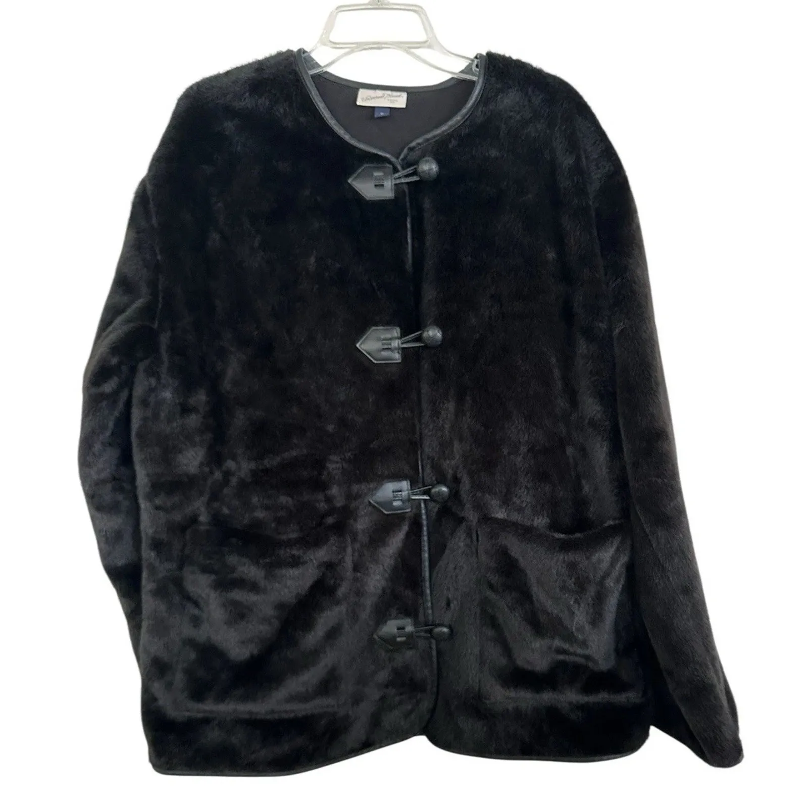 Universal Thread Women's Faux Fur Black Coat Size XL - Image 4