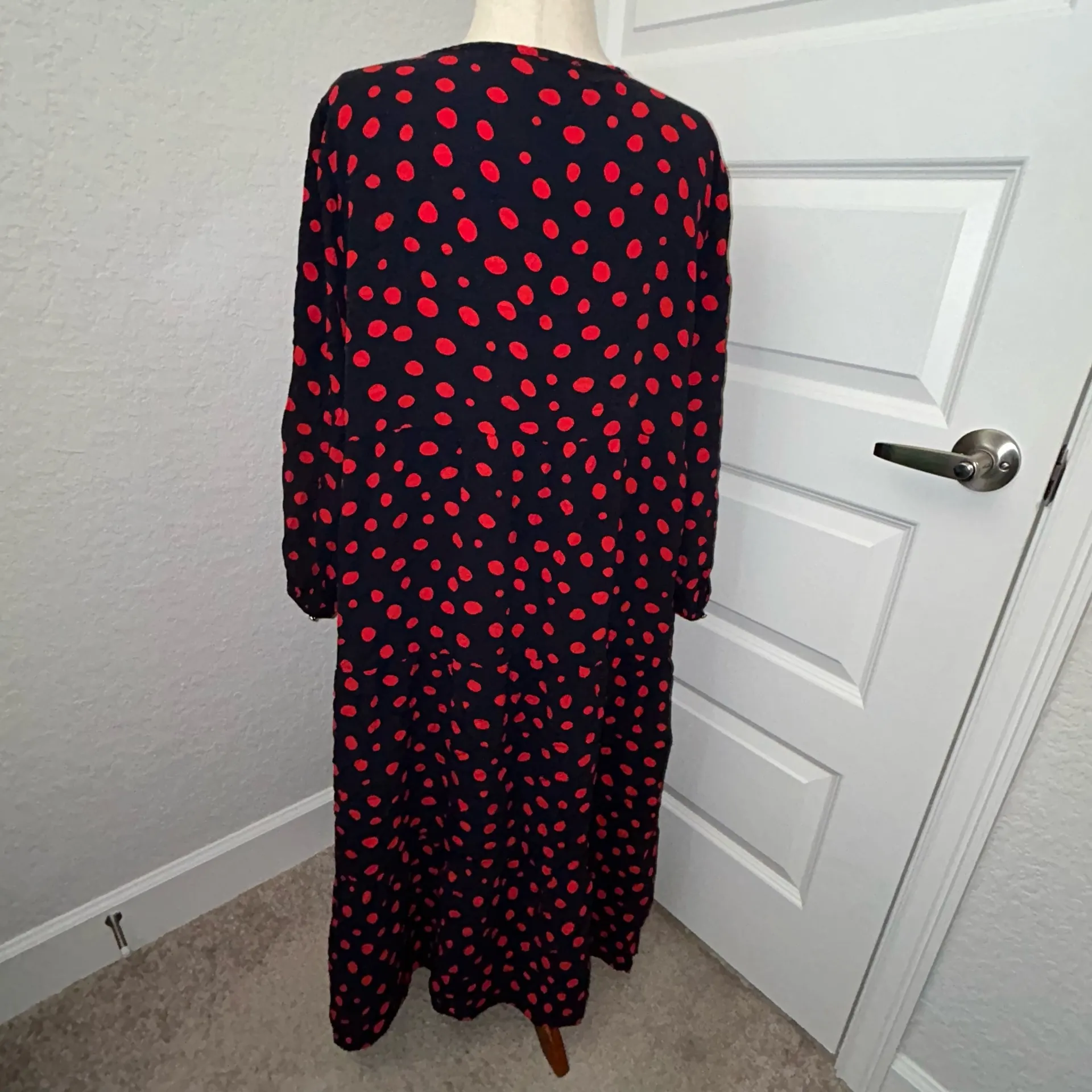 LOFT Polka Dot Print Long Sleeve 1/4 Button Down Ruffle Tier Maxi Dress Size XL  - Image 8