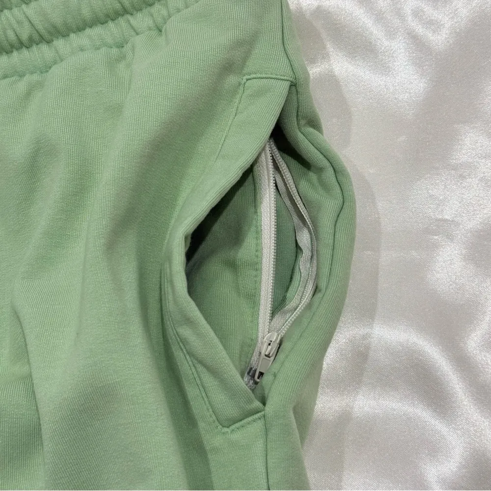 Talentless Ultra Soft Lounge Set Small Matcha Green Sweatshirt Sweatpants Cozy - Image 8