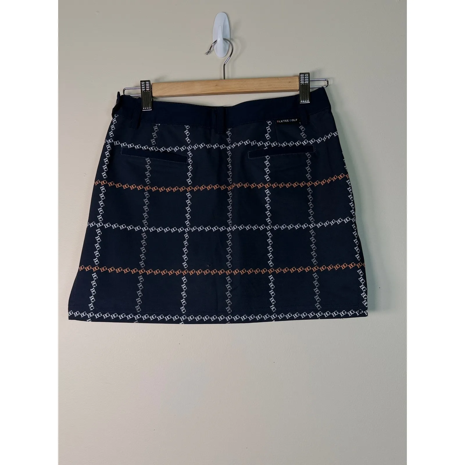 BLKTEE GOLF Women's Navy Plaid BG Logo Skort Skirt Size M Blue Size M - Image 3