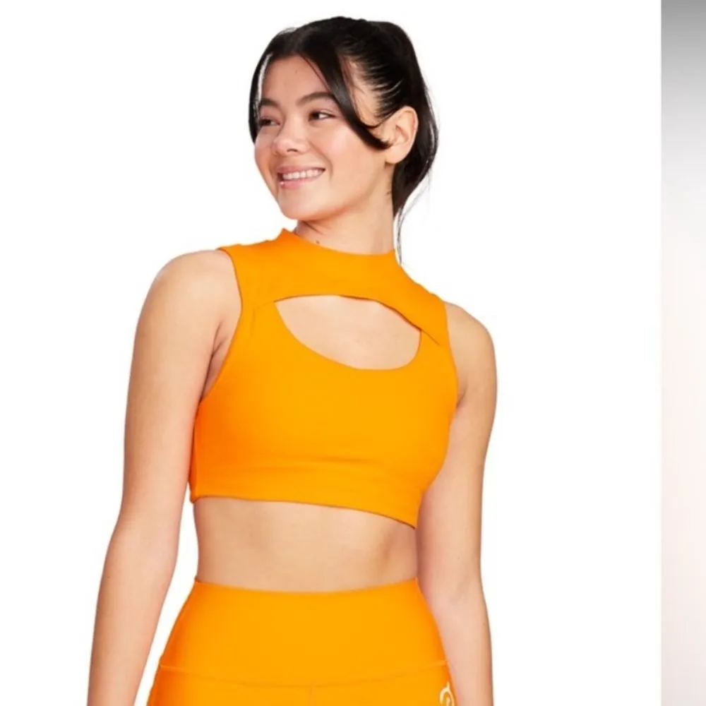 Peloton Women’s M Cadet Rib High Neck Cutout Sports‎ Bra Bright Orange Athletic - Image 12