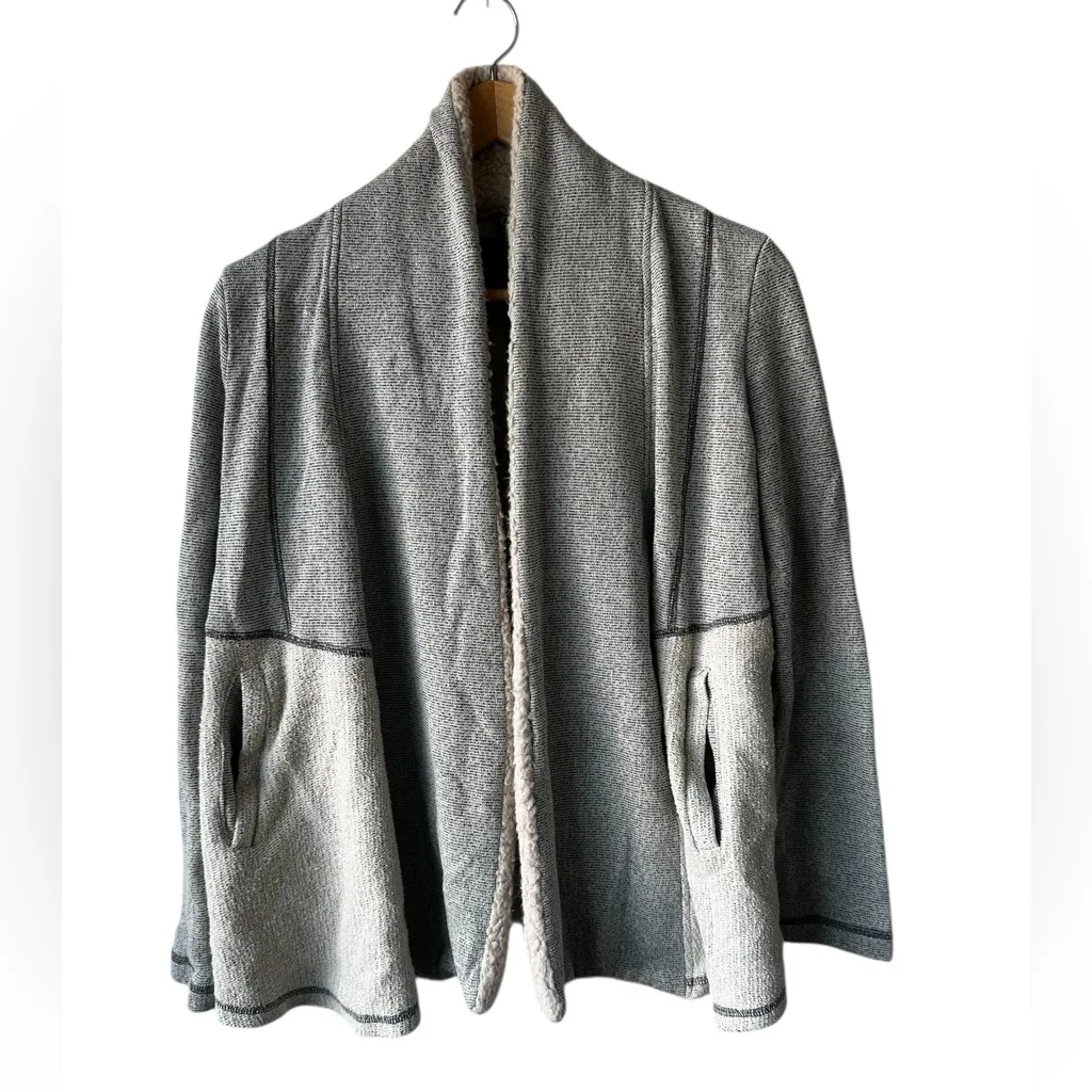 Jack BB Dakota Revolve Aila French Terry Sherpa Wrap Sweater Heather Grey Sz S - Image 4