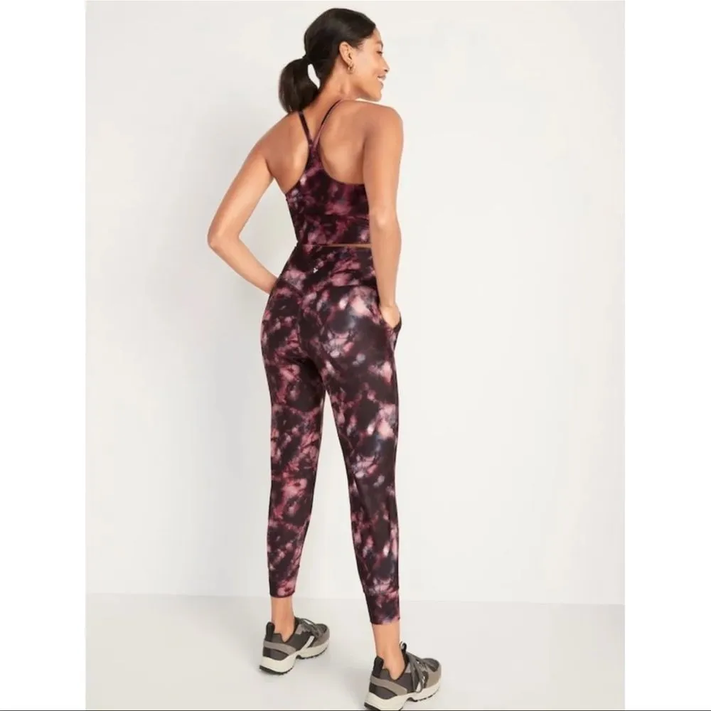 Old Navy High Waisted Powersoft 7/8 Length Red Tie Dye Joggers Size S - Image 2