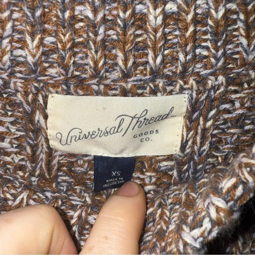 Universal Thread Brown Crew Neck Sweater Chunky Knit - Image 4