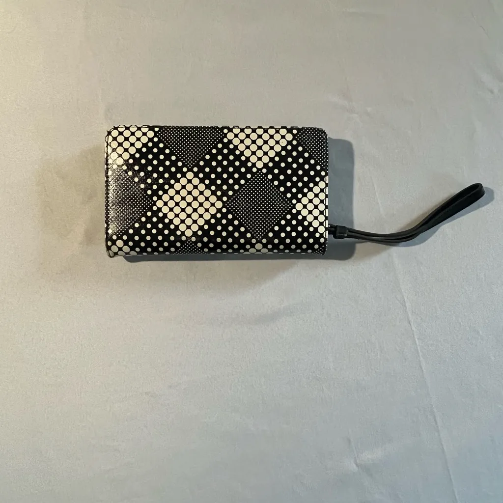 Anne Klein Geometric/Polka Dot Pattern Wristlet/Wallet - Image 4