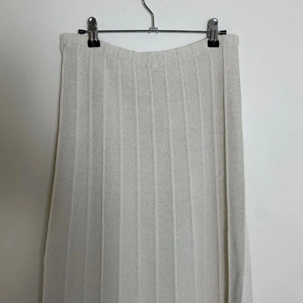 Cream pleated preppy knit midi skirt Tan Size 26 - Image 4