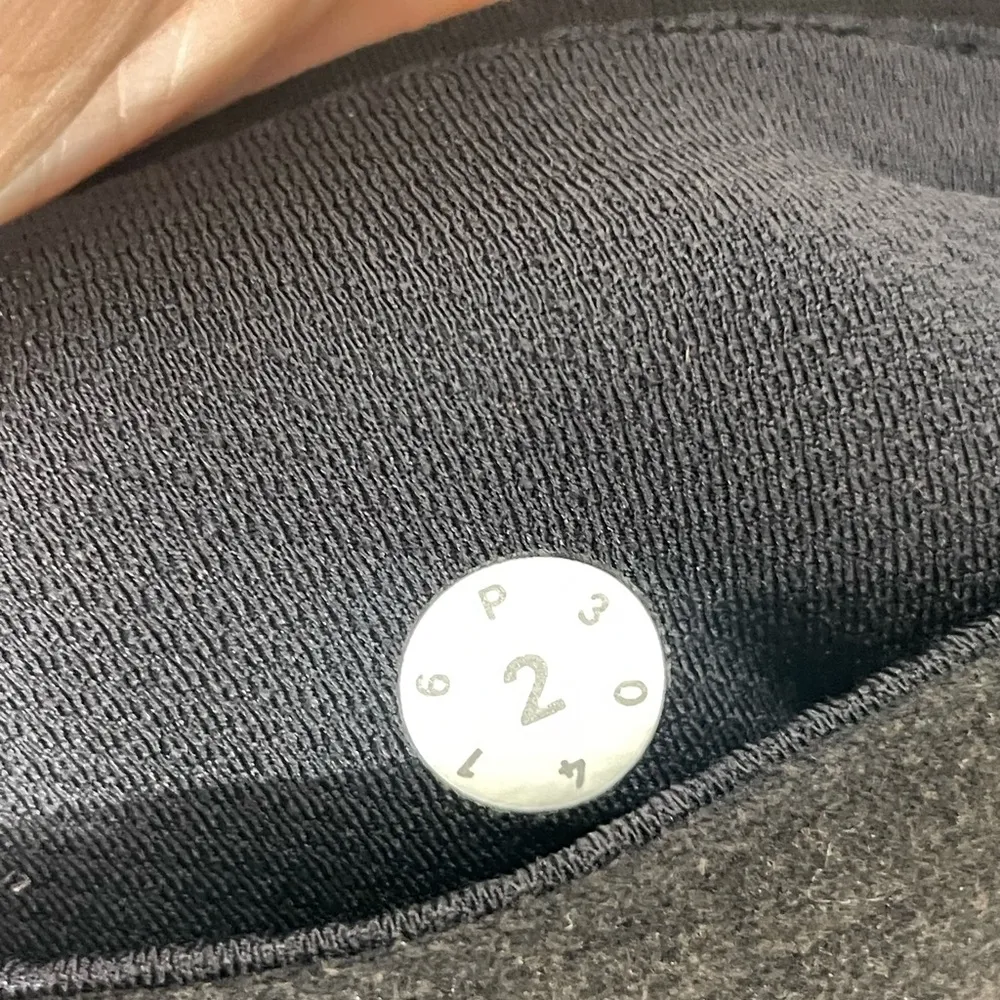 Lululemon Black Fresh Tracks Pant Joggers Leggings Sz 2 520 - Image 10