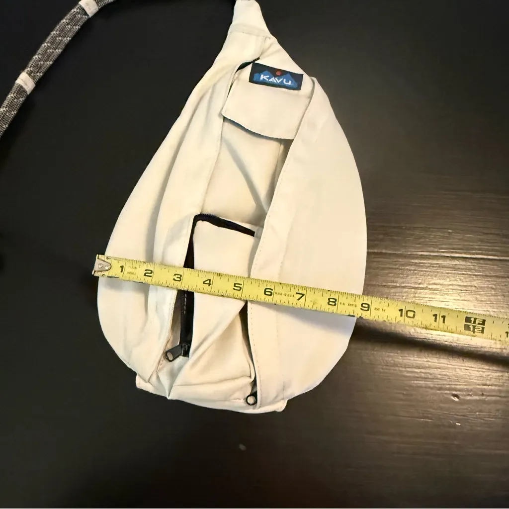 Kavu Off-White Belt Bag - Image 7