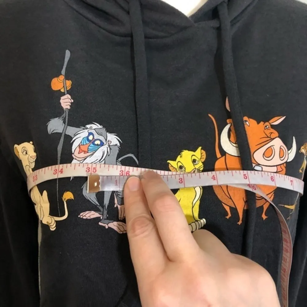 NWOT Dark Gray The Lion King Hoodie Sweatshirt New - Image 4