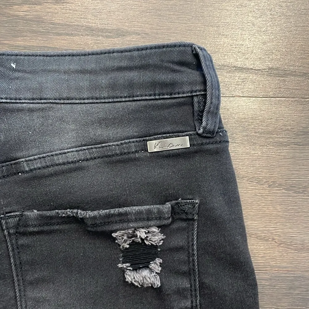 KanCan Black Raw Hem Denim Shorts - Image 9