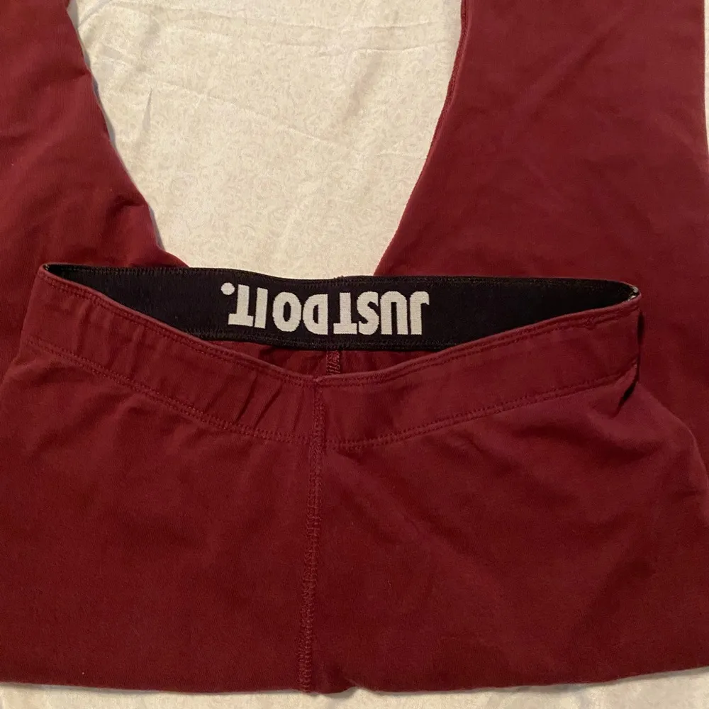 Futura maroon leggings - Image 7