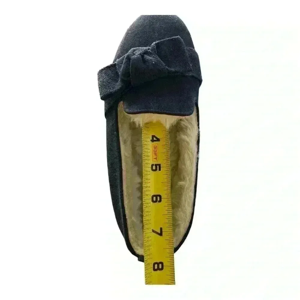 Fireside Bow Slippers - suede. Size 5M, NWOT. - Image 6