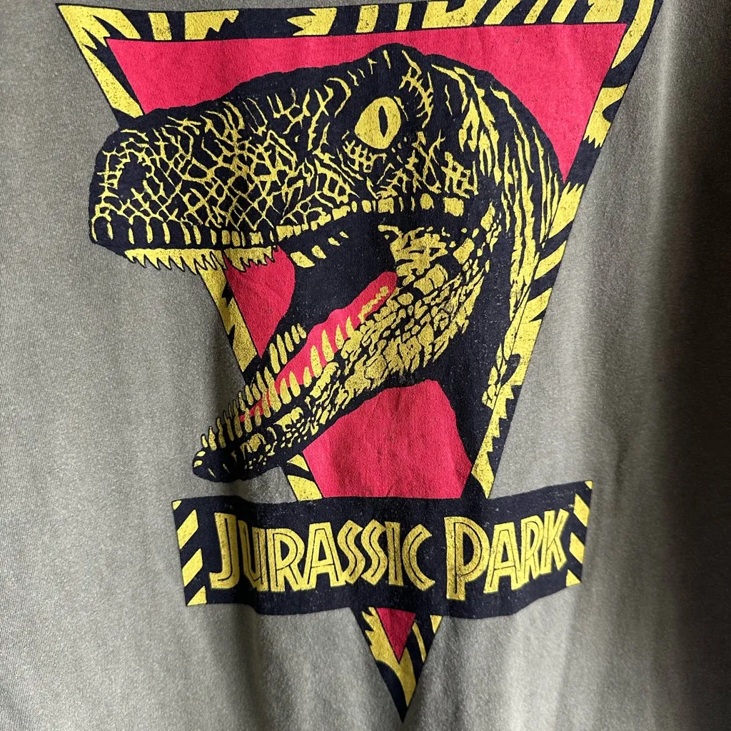💚Jurassic Park Raptor Dinosaur Graphic Tee T-shirt - Image 2