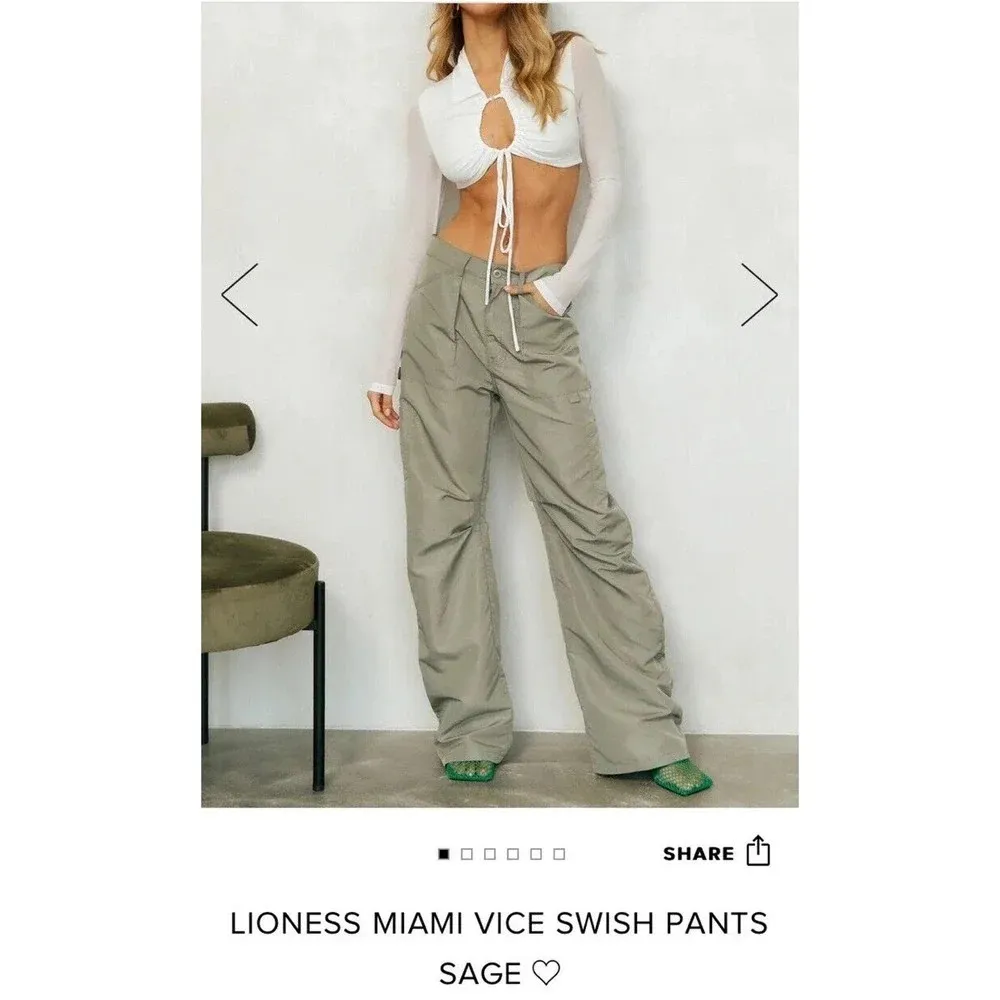 lioness miami vice pants Army Green S NWOT fall casual cargo low rise $98 y2k - Image 2