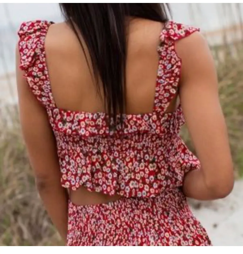 NWT  Red Floral Crop Top M - Image 2