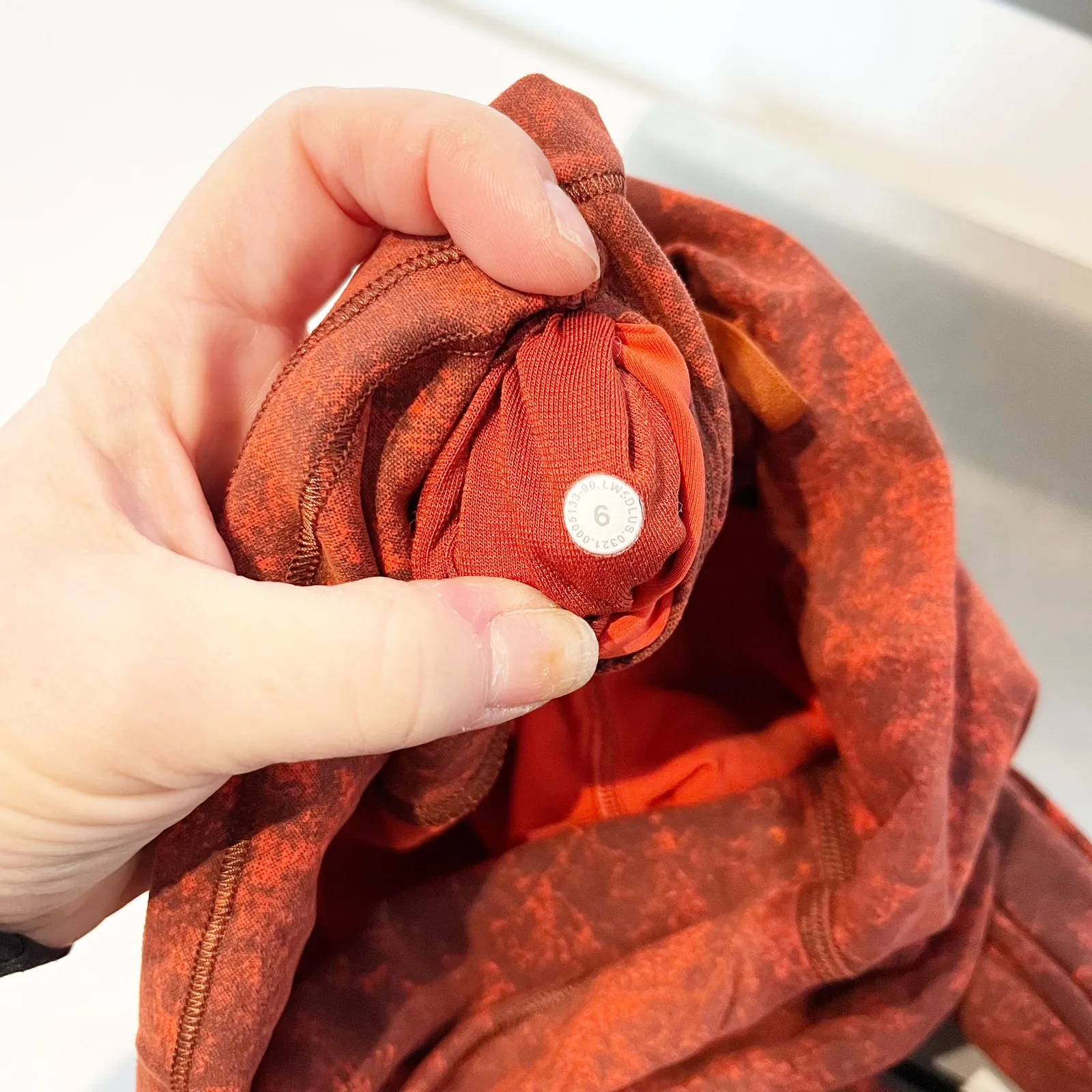 Lululemon Wunder Train High-Rise Tight 25" Denim Wash Print Autumn Red Black 6 - Image 3