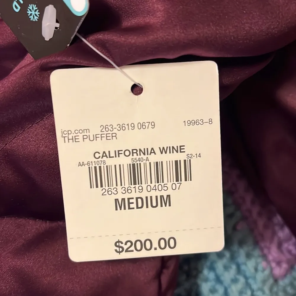 St. John’s Bay puff hooded jacket size medium NWT - Image 14