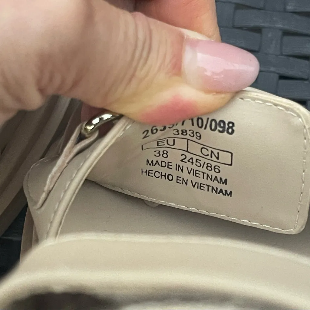 ZARA  Leather Platform Chunky Dad Sandals - Cream/Beige - Size 38 - Image 10