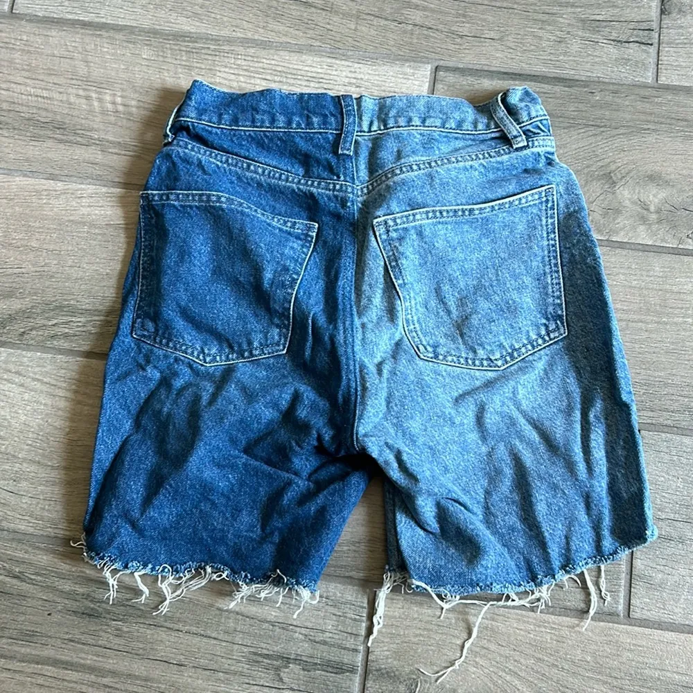 Triarchy X Joséphine skriver two tone jeans shorts - Image 4