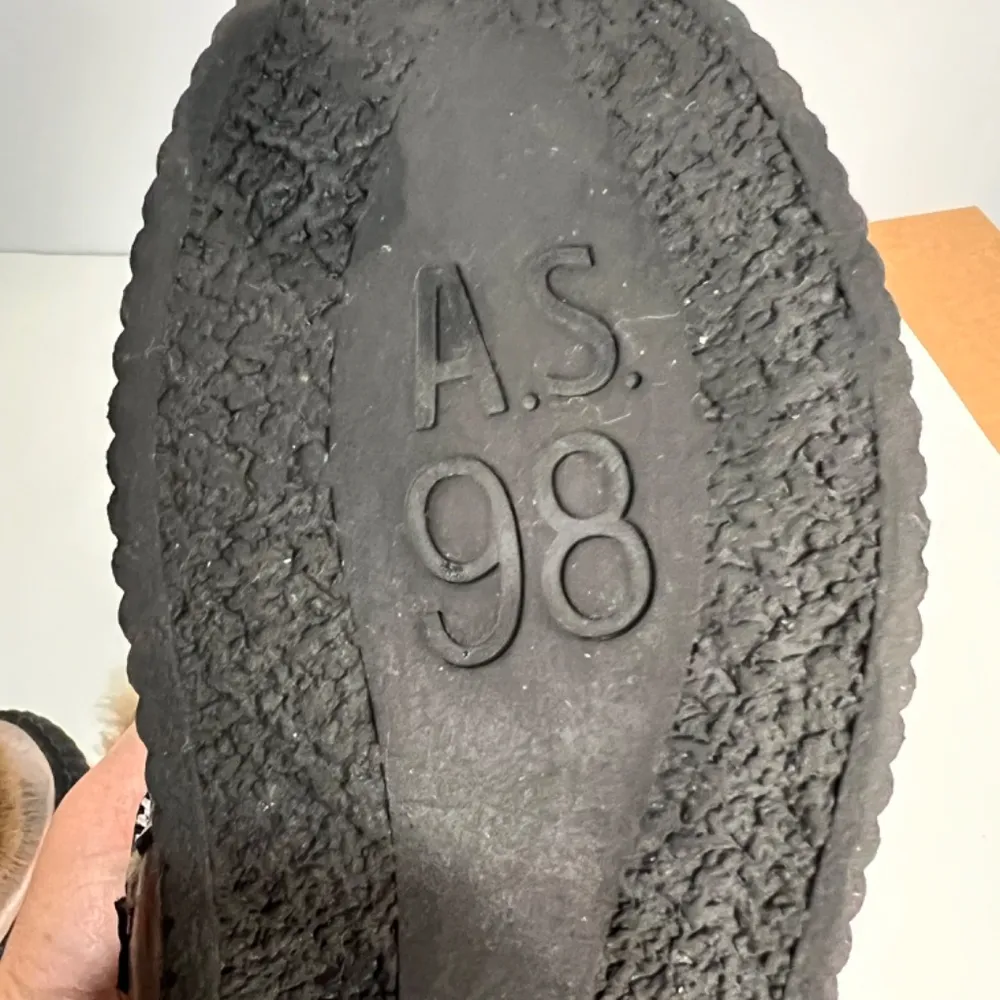 A.S. 98 METALLIC CHAIN EMBELLISHED FUR ANKLE BOOTS SIZE 6/6.5 Tan - Image 10