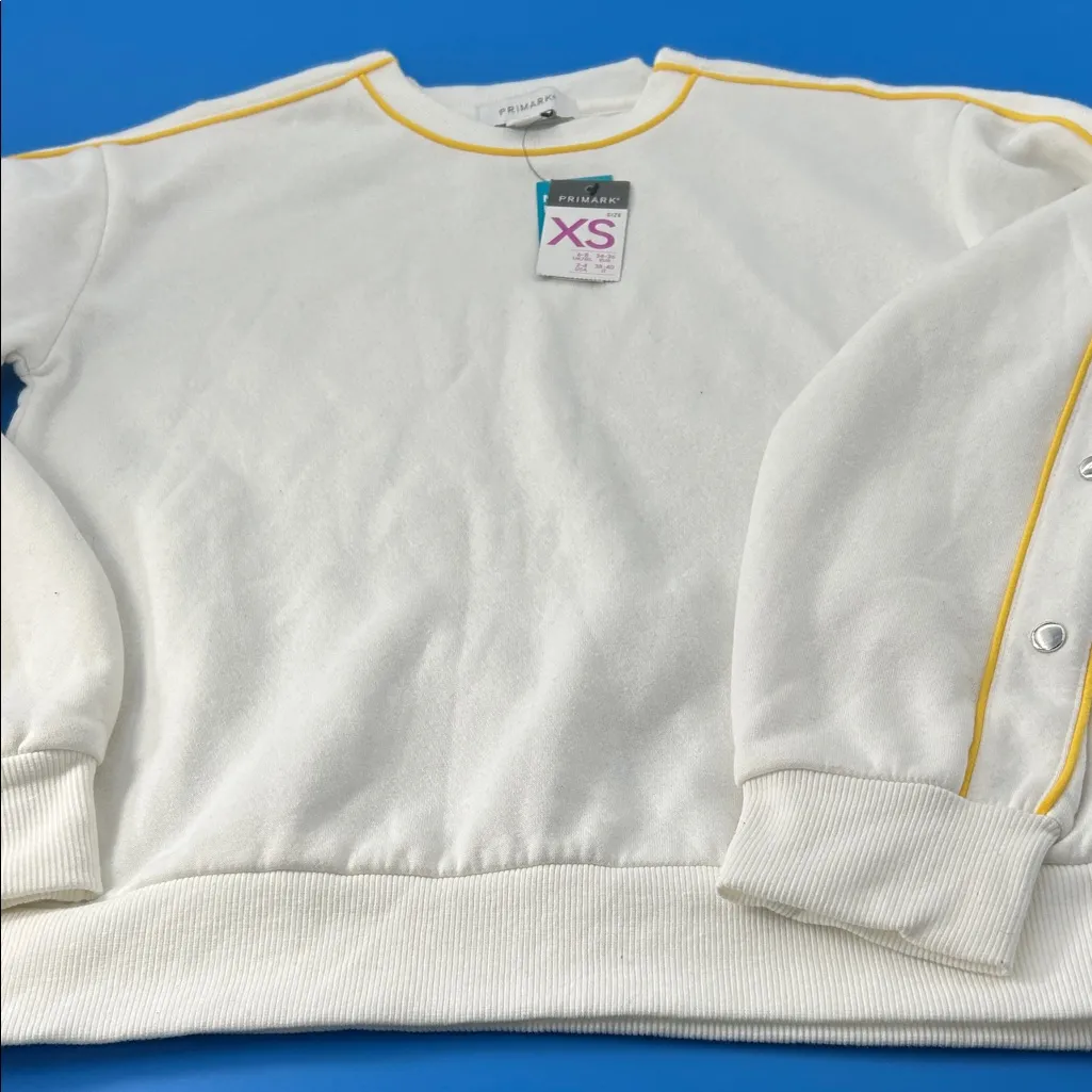Primark White Top with Yellow Accents - Image 13