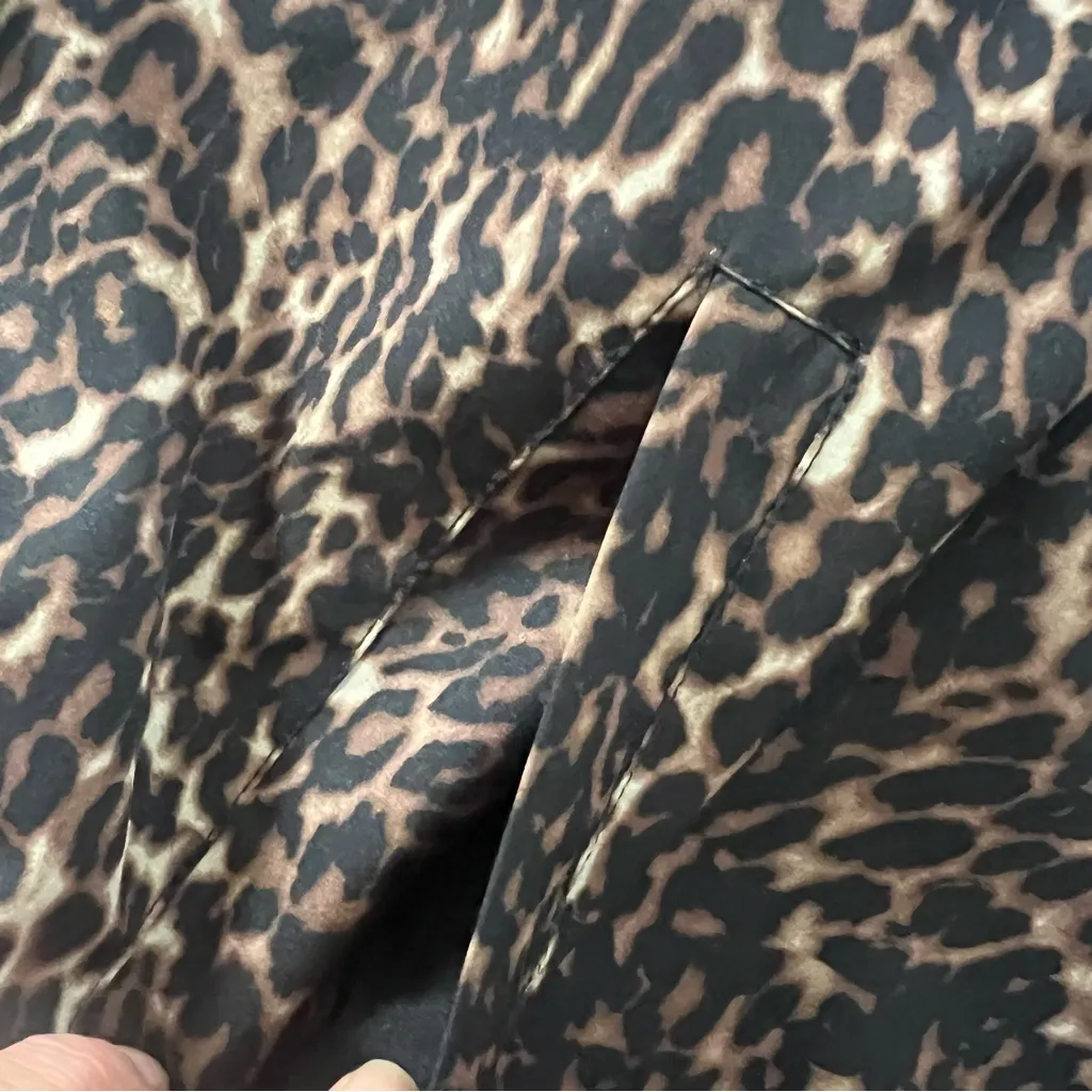 Calvin Klein Leopard Performance Colorblock Hooded Stretch Jacket Top Women sz M Black Size M - Image 4