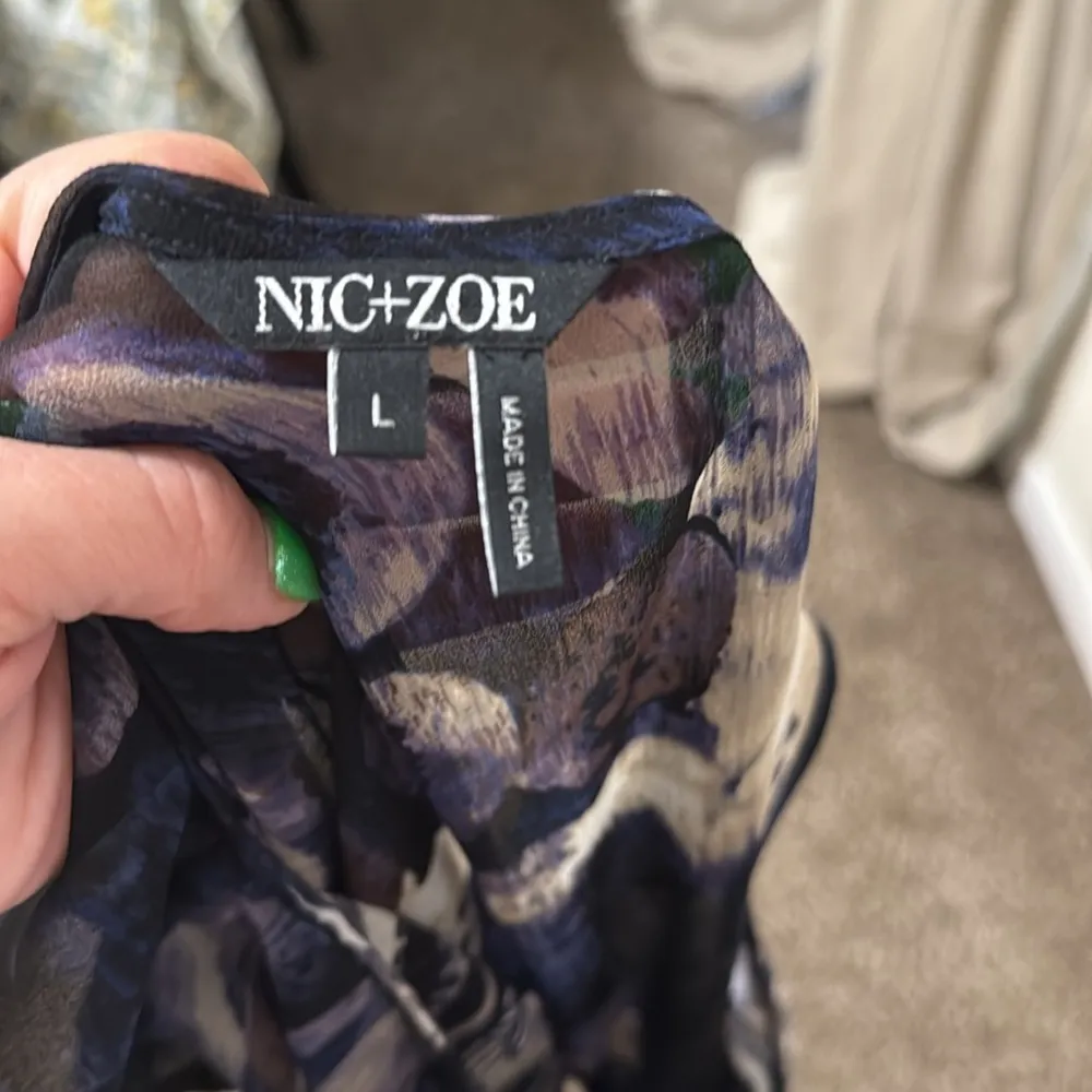 Nic+Zoe  pant set woman top size large bottoms size 14 flowy lightweight - Image 7