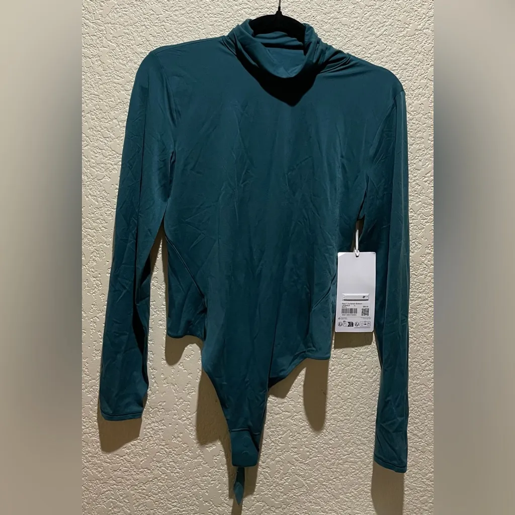 Lululemon NWT Wundermost Ultra Soft Nulu Turtleneck Storm Teal Bodysuit Size L - Image 7