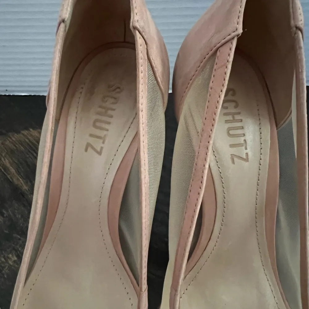 Women’s  Myrine Nubuck Nude Mesh Leather Pump sz 7.5 in EUC - Image 7