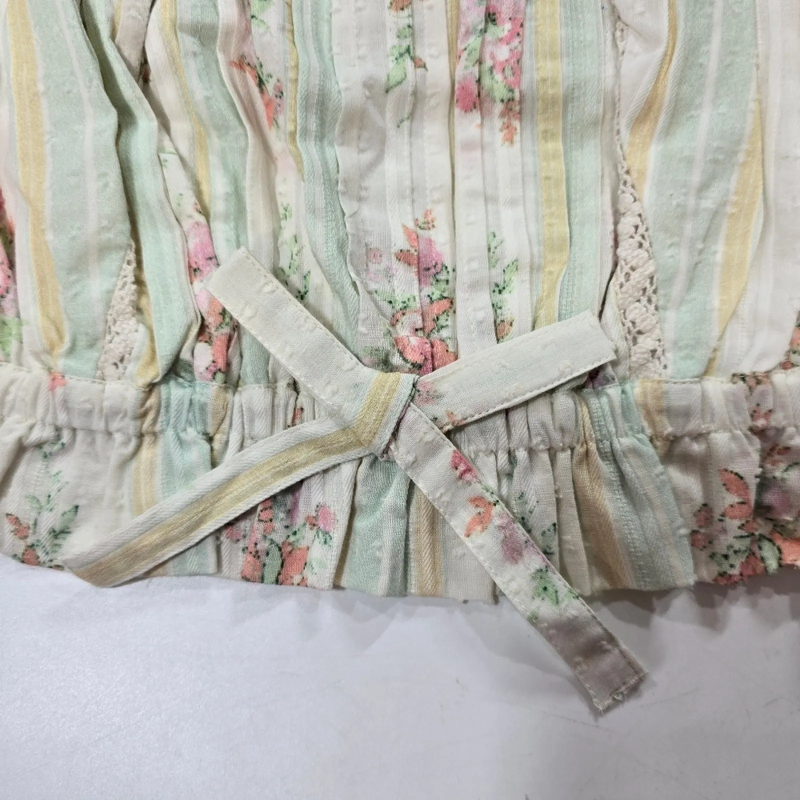 Tularosa Shayna Top in Vintage Blue Floral XS - Image 4