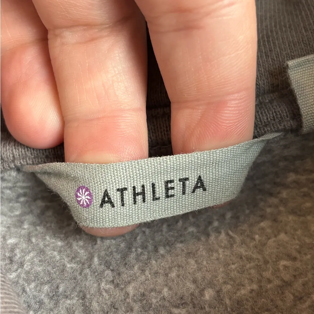 Athleta Woman’s Casual Thick Cowl Neck Minimalist Grey Cozy Pullover Size Medium - Image 4