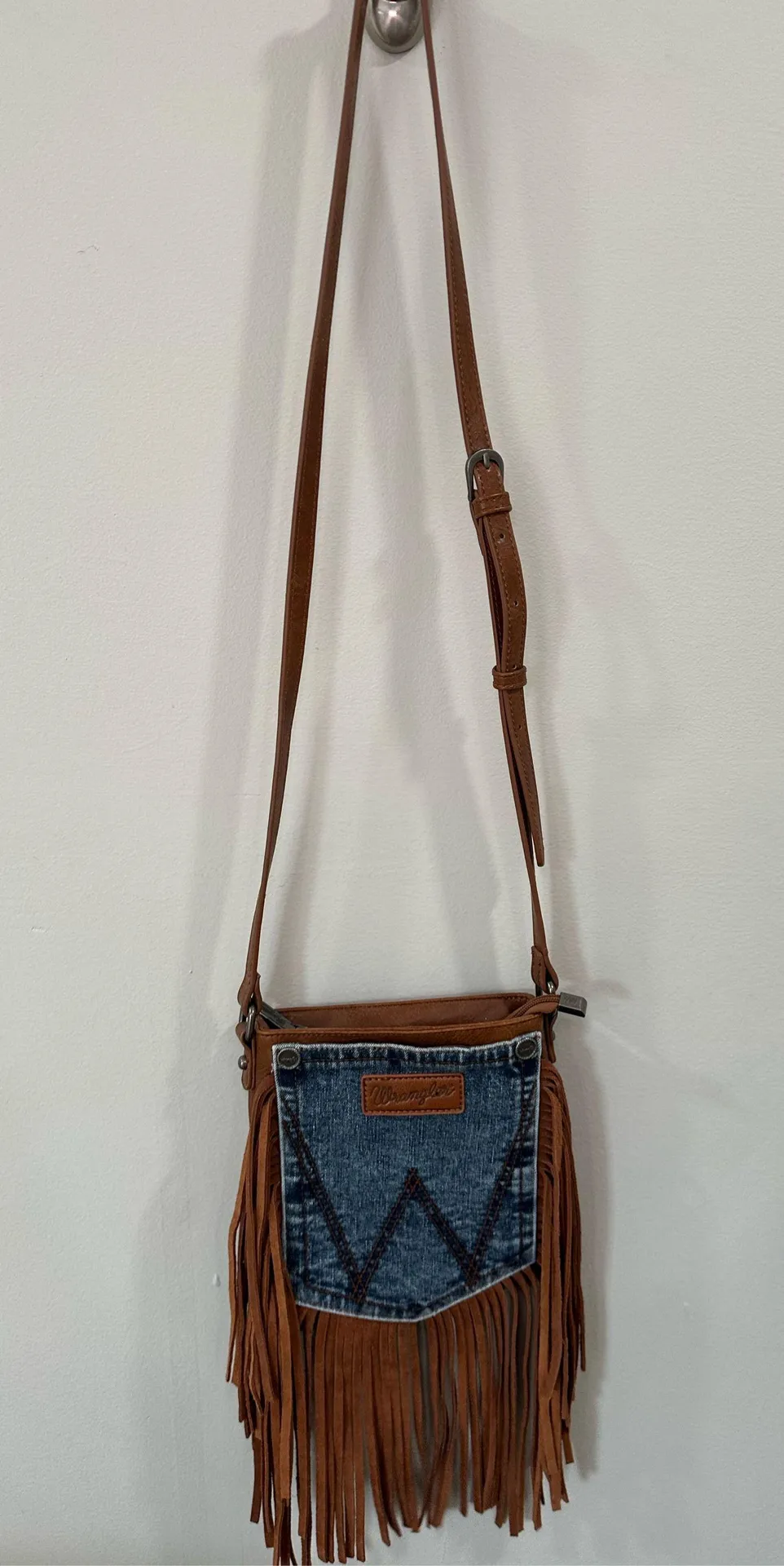 Wrangler Purse Crossbody - Image 2