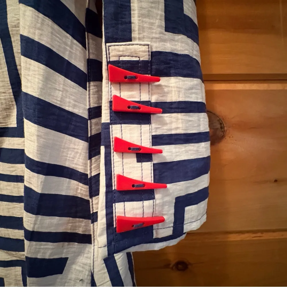 Multiples Blue and White Asymmetrical Mandarin Collar Top size Small - Image 3