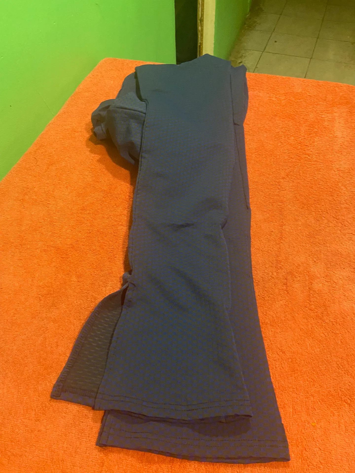 Women’s 2 Piece set Sz large Blue - Image 4