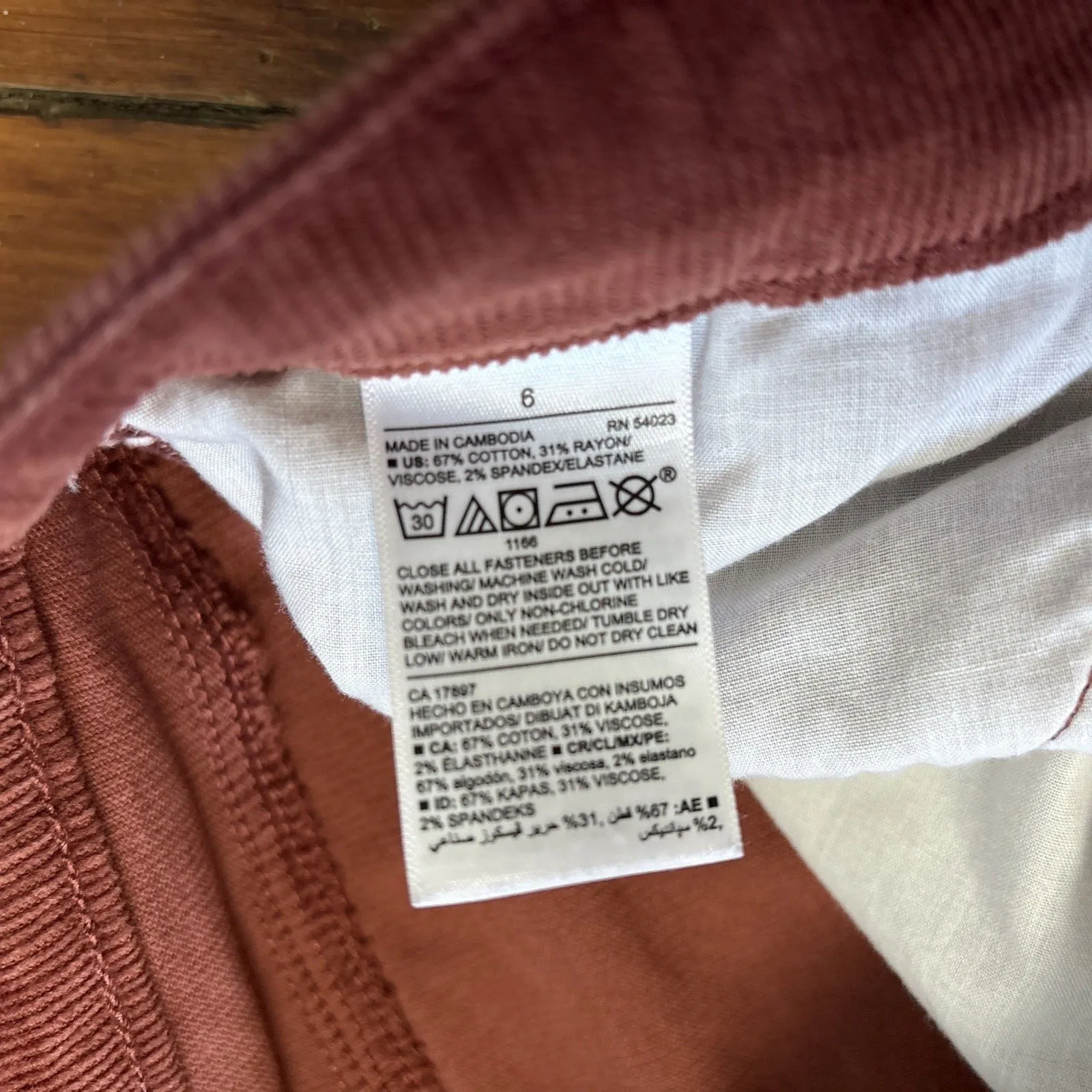 Old Navy Sky Hi Wide Leg Corduroy Pants Rust Womens Size 6 High Rise - Image 5