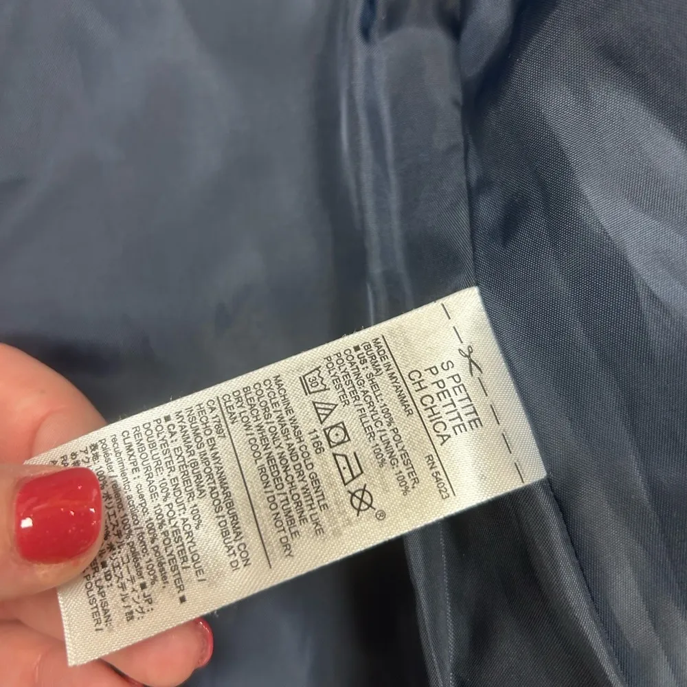 Old navy quilted vest - Image 4