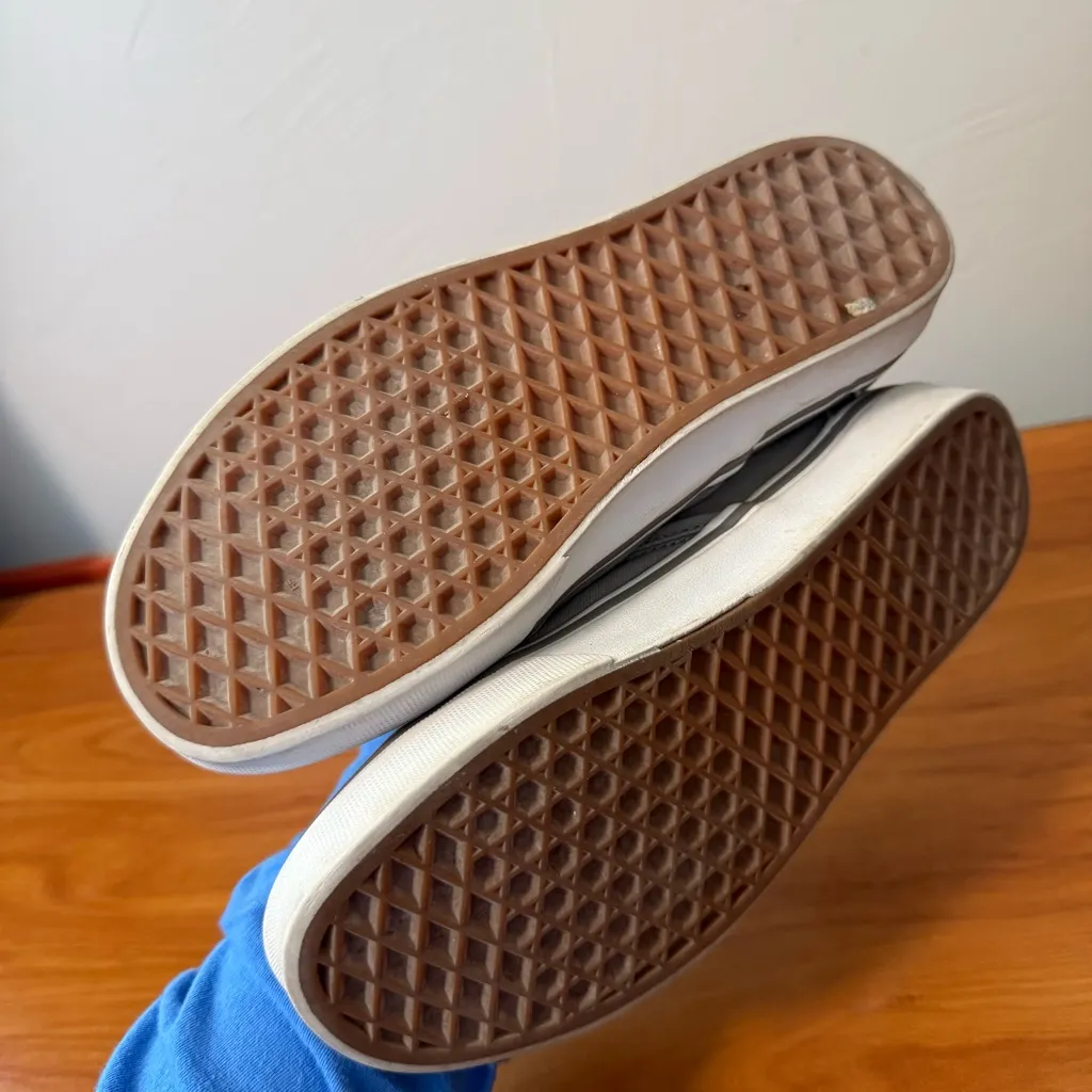 Vans Classic Slip‎ On Canvas Sneaker Shoe Skater Grey Neutral Solid W7 - Image 9