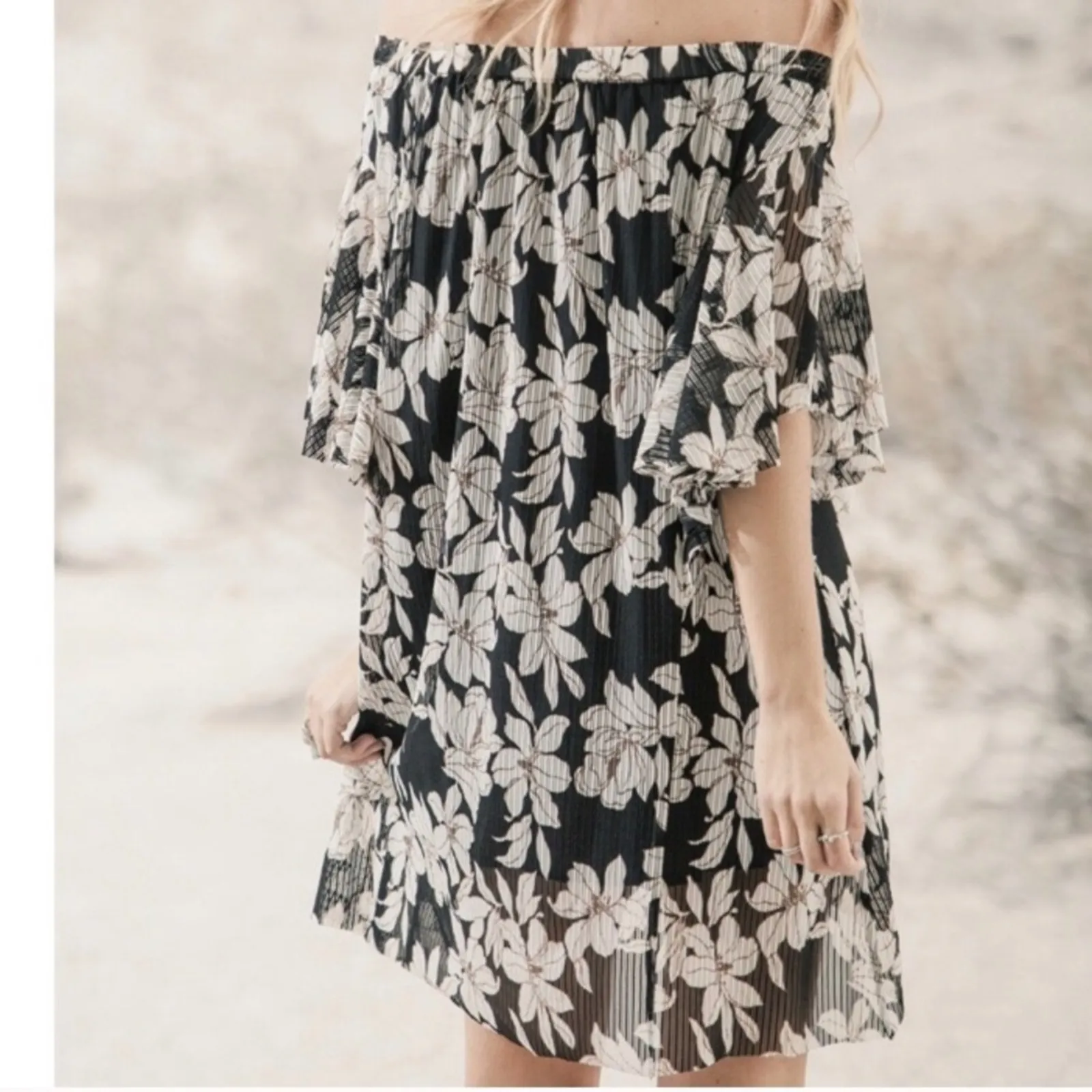 NEW Moon River Floral Mini Dress Black White - Image 3